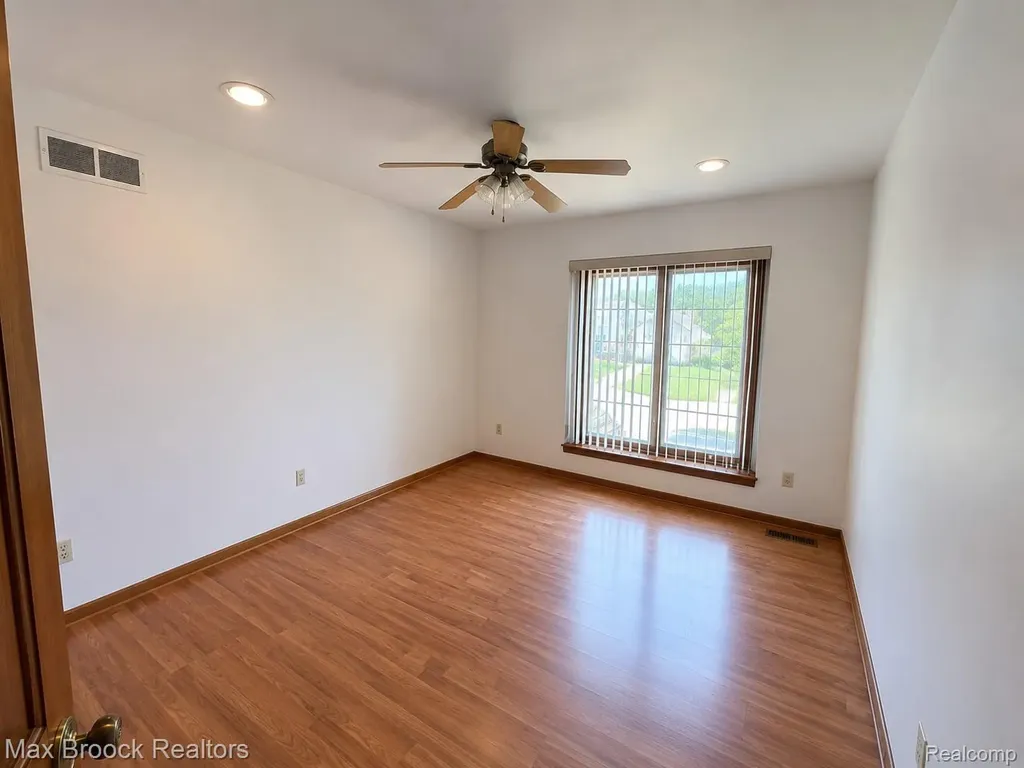 40318 Denbigh Drive Sterling Heights City MI 48310