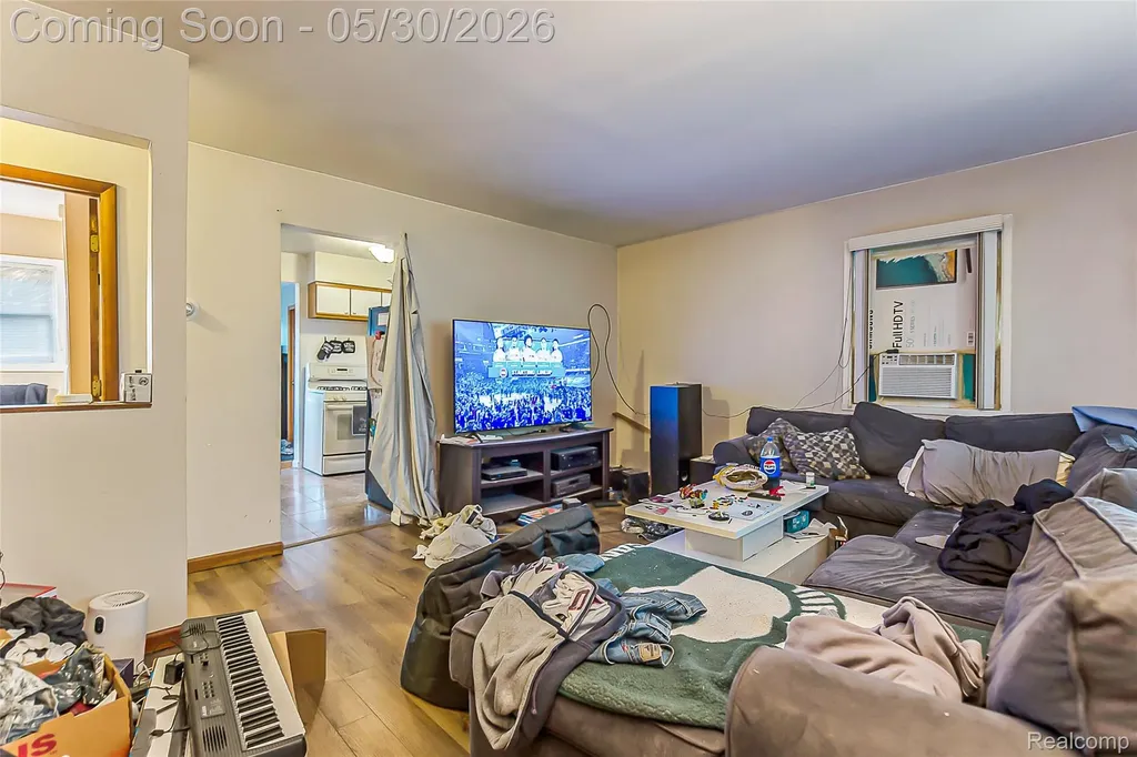 1946 Union Lake Road Commerce Charter Township MI 48382
