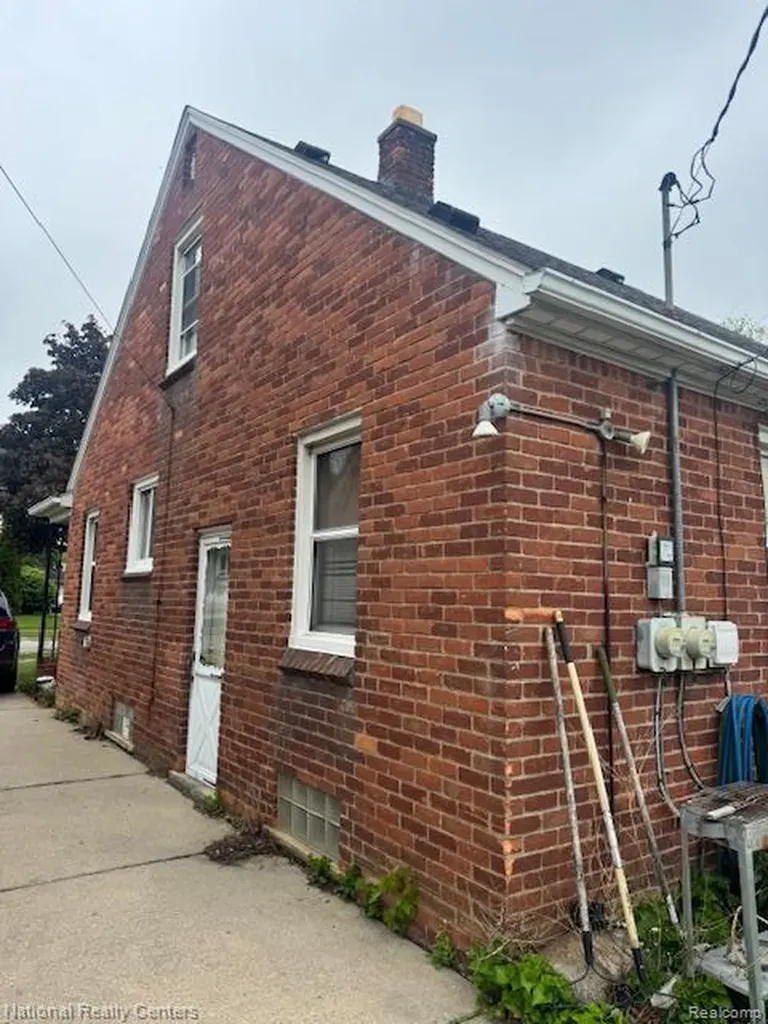 1110 Mayburn Street Dearborn City MI 48128