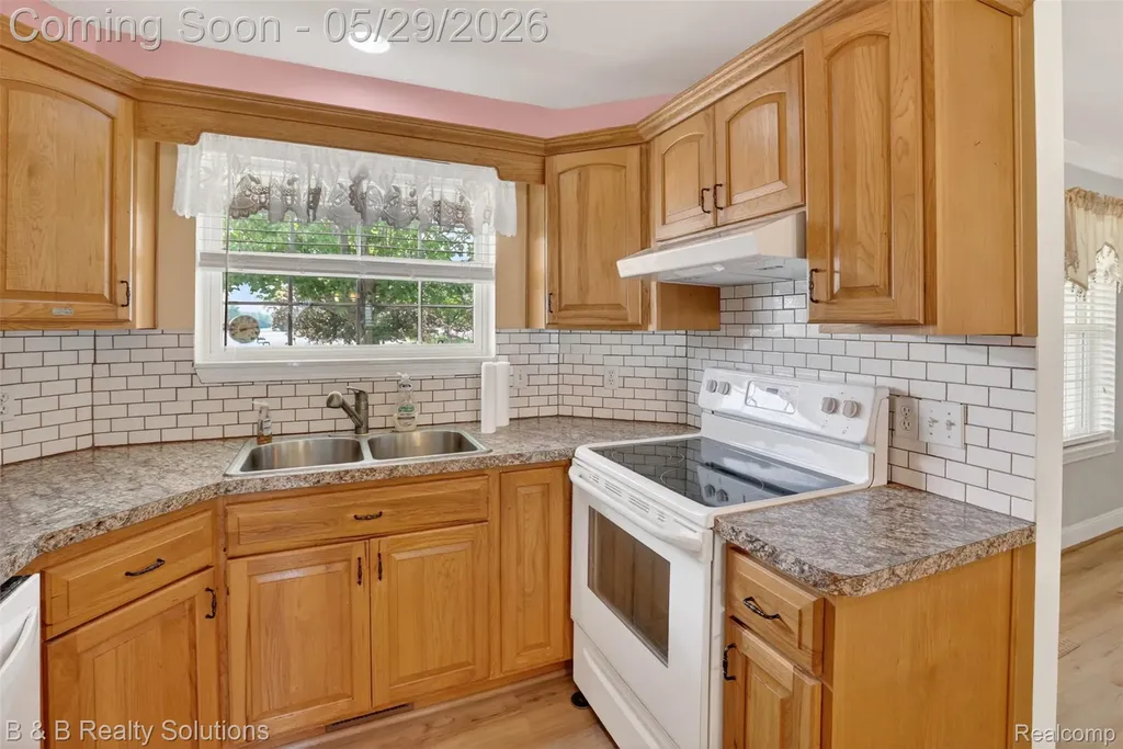 6100 Fish Lake Road Deerfield Township MI 48461
