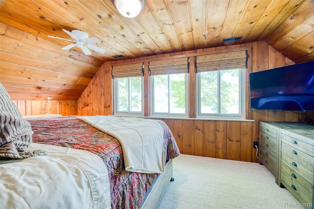 5940 Silver Birch Road Hadley Township MI 48462