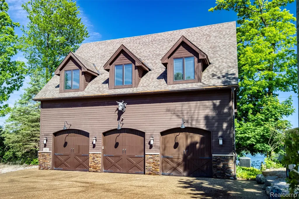 5940 Silver Birch Road Hadley Township MI 48462