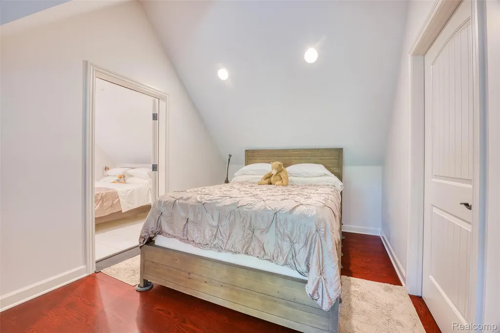 5940 Silver Birch Road Hadley Township MI 48462