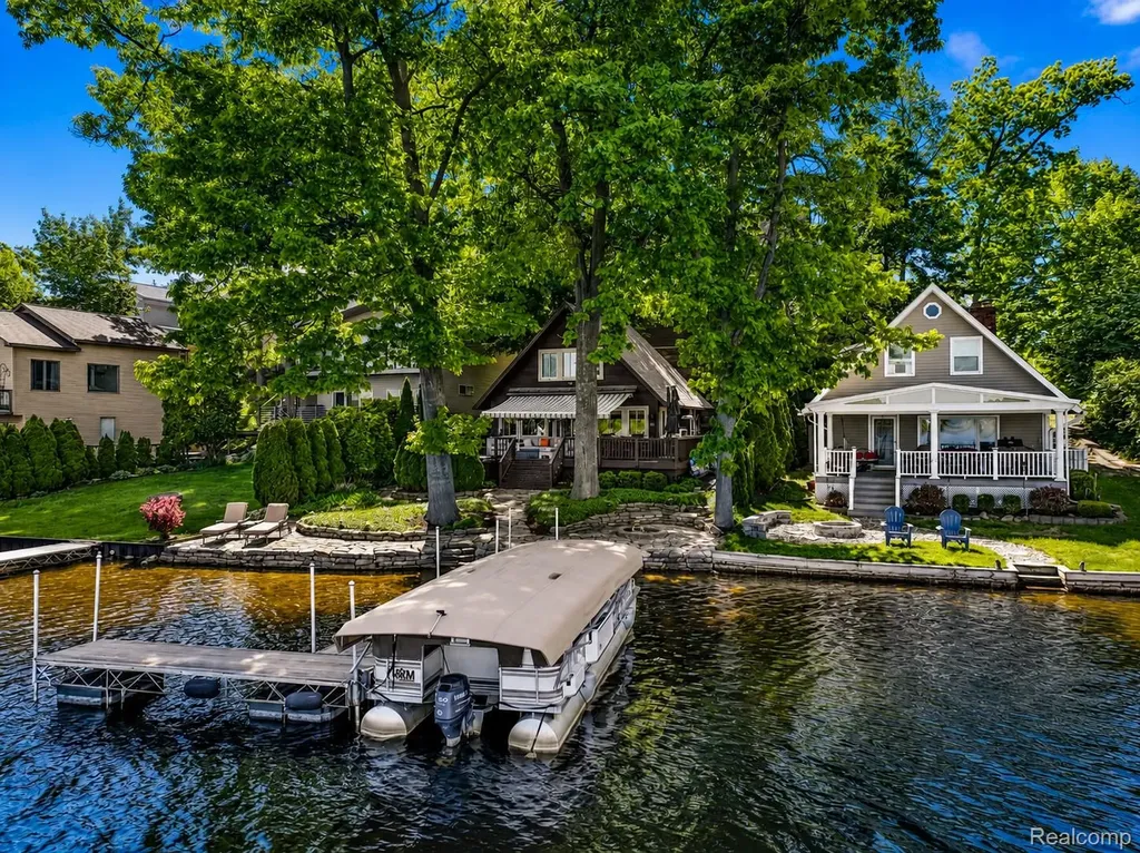 5940 Silver Birch Road Hadley Township MI 48462