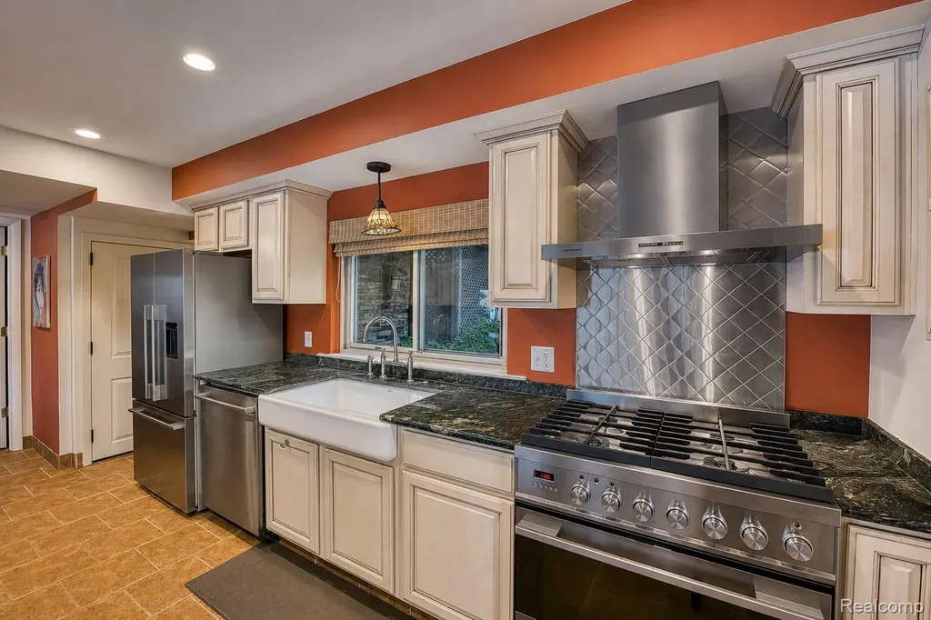5940 Silver Birch Road Hadley Township MI 48462