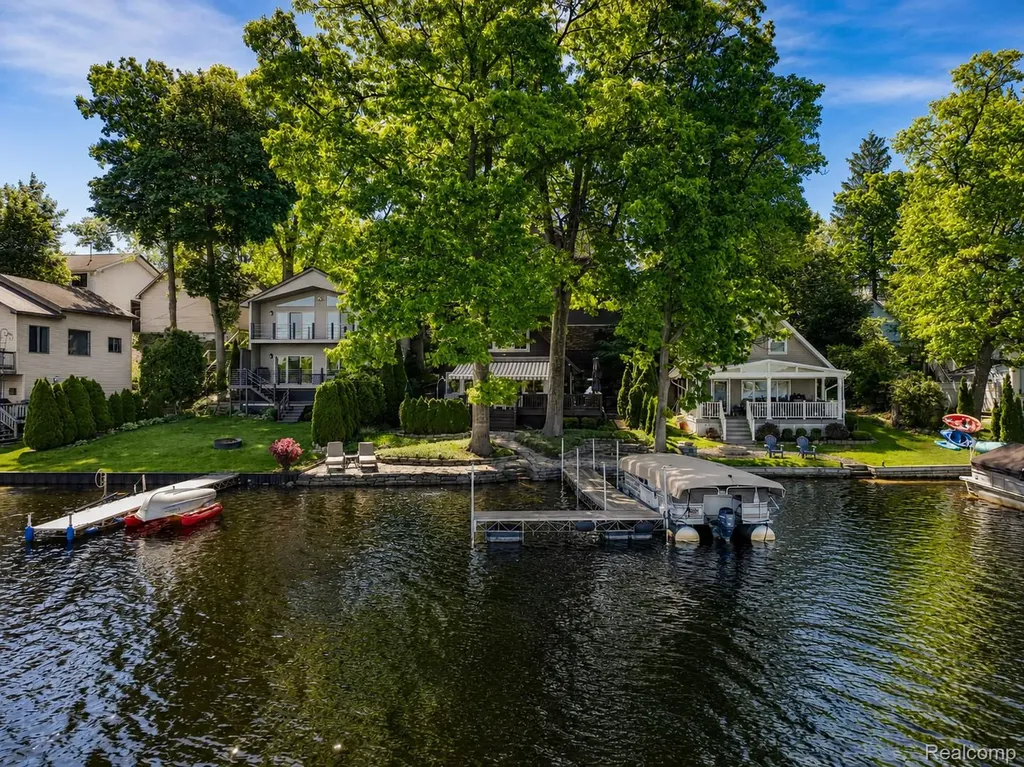 5940 Silver Birch Road Hadley Township MI 48462