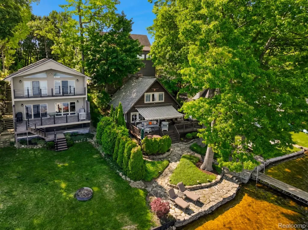 5940 Silver Birch Road Hadley Township MI 48462