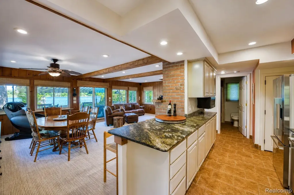 5940 Silver Birch Road Hadley Township MI 48462