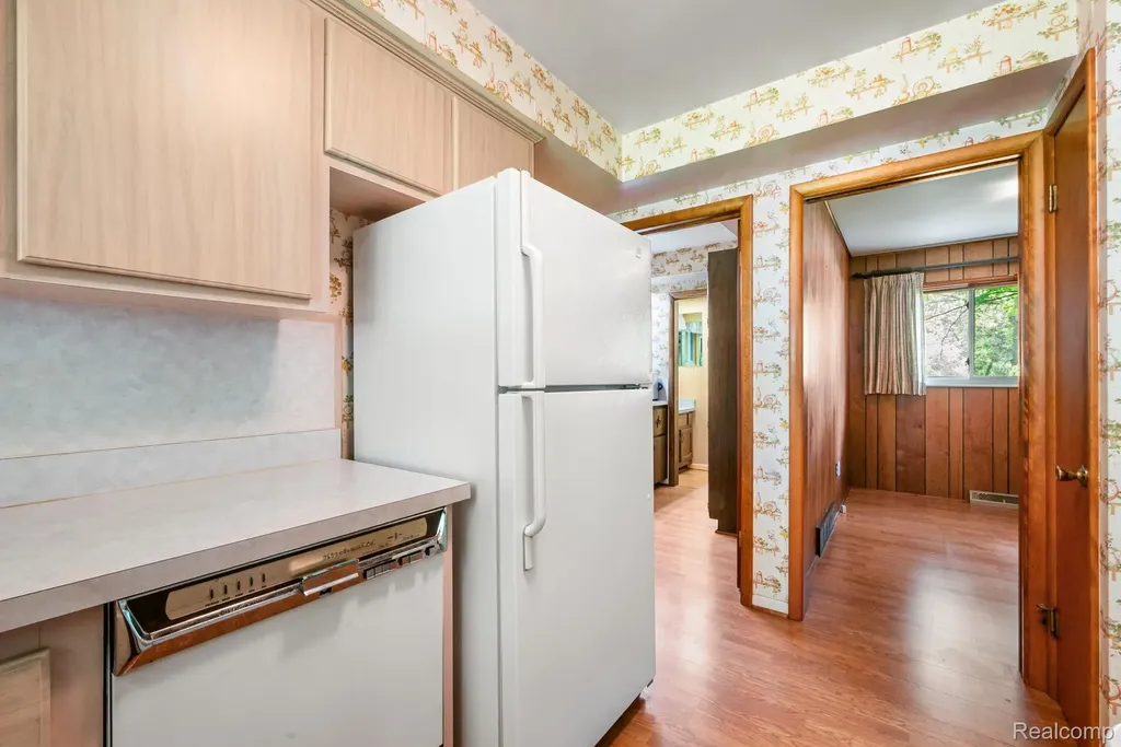 38230 Chartier Street Harrison Charter Township MI 48045