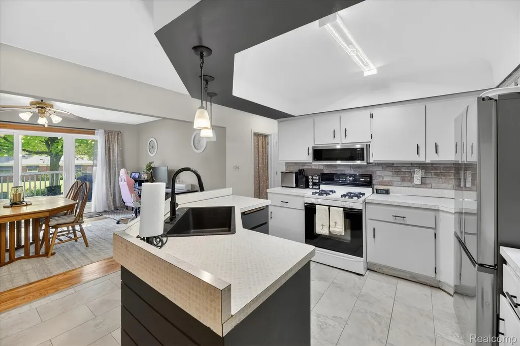 64400 Tipperary Drive Washington Township MI 48095