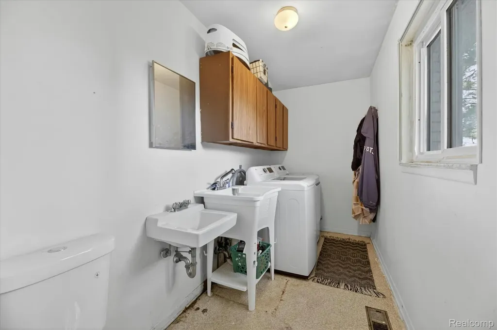 64400 Tipperary Drive Washington Township MI 48095
