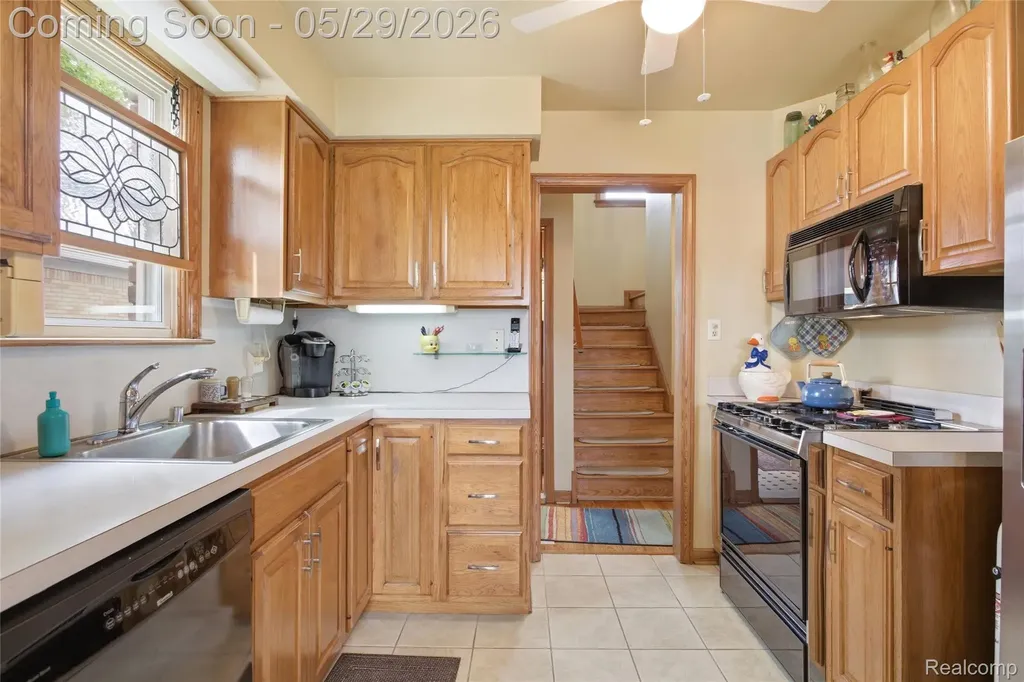 1188 Champaign Road Lincoln Park City MI 48146