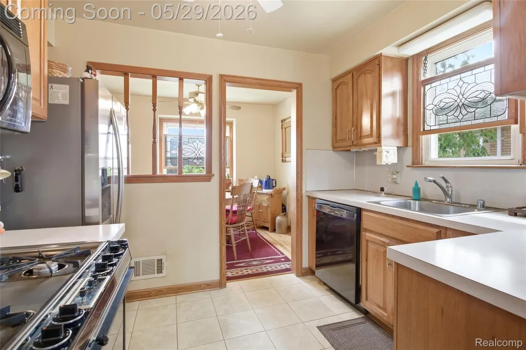 1188 Champaign Road Lincoln Park City MI 48146
