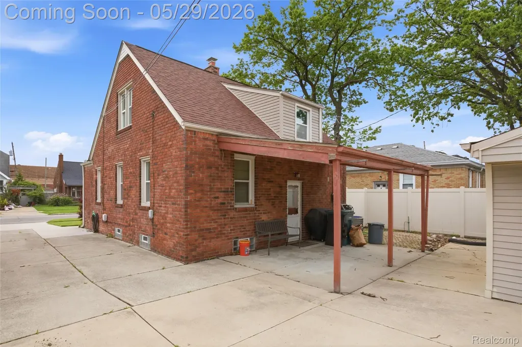 1188 Champaign Road Lincoln Park City MI 48146
