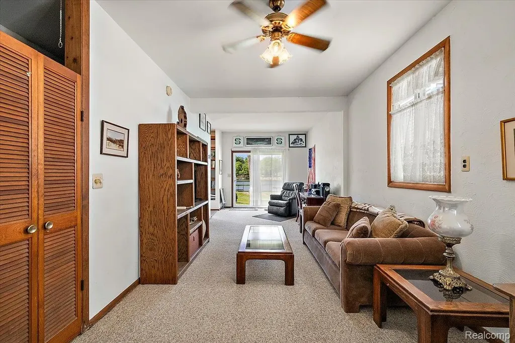 6930 Colony Drive West Bloomfield Charter Township MI 48323