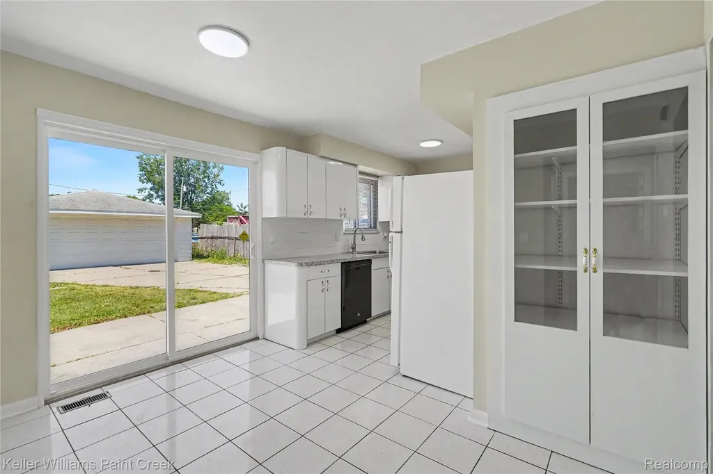 37125 Carpathia Boulevard Sterling Heights City MI 48310