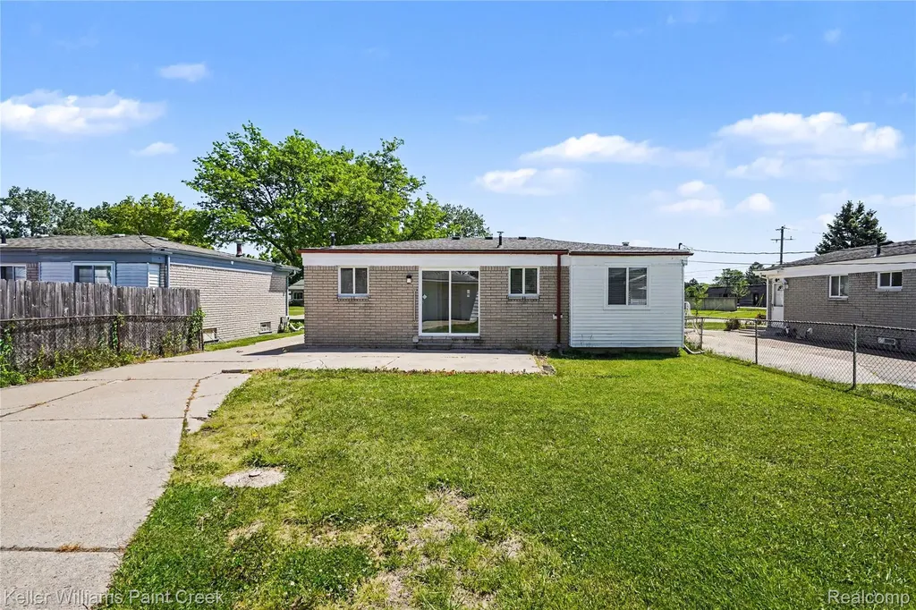 37125 Carpathia Boulevard Sterling Heights City MI 48310
