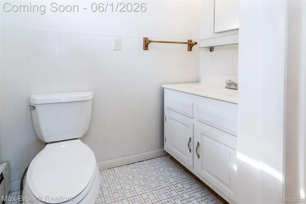 465 Robert Court Auburn Hills City MI 48326