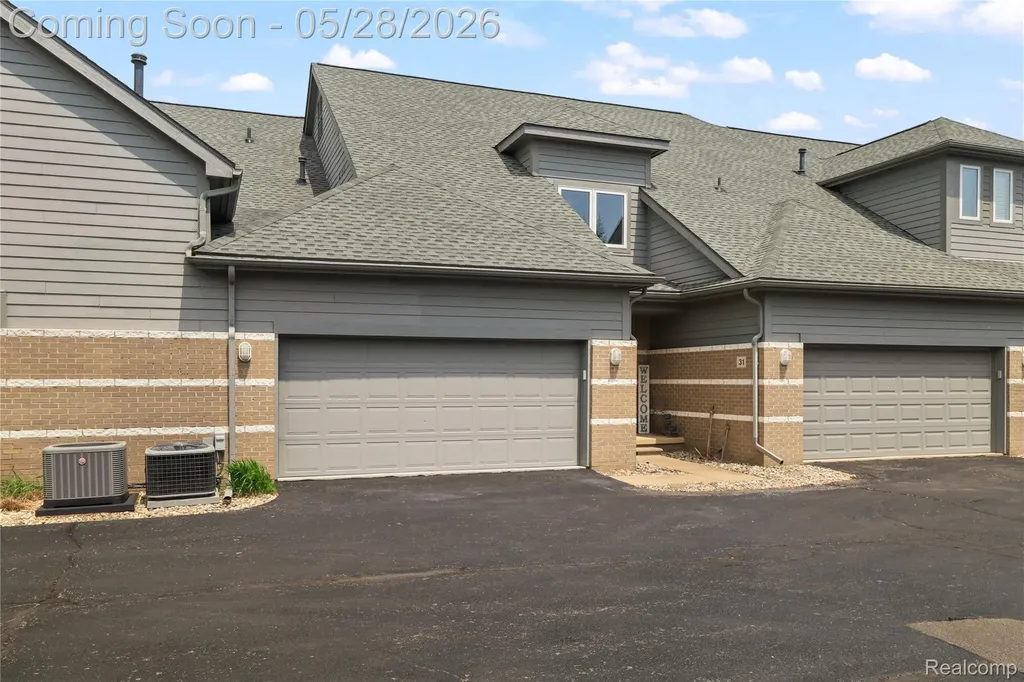 31 Kreger Drive Wyandotte City MI 48192