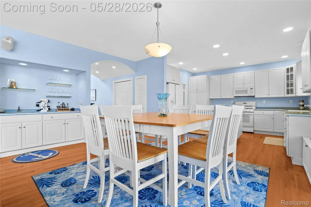 31 Kreger Drive Wyandotte City MI 48192