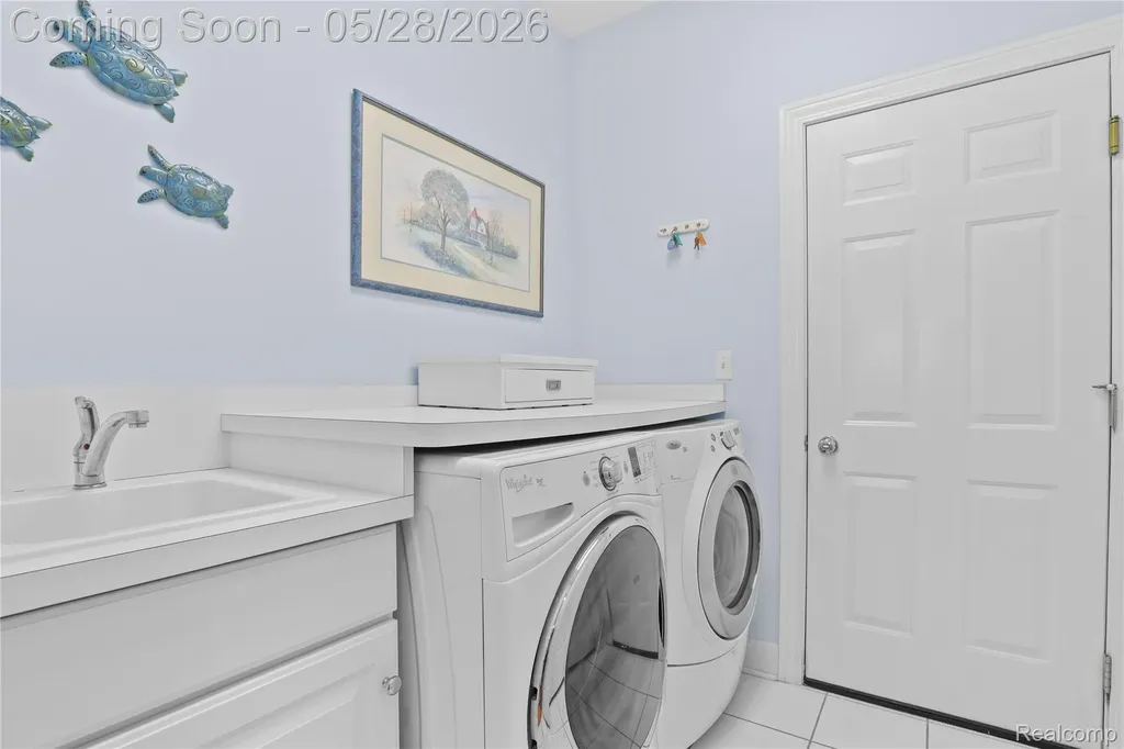 31 Kreger Drive Wyandotte City MI 48192