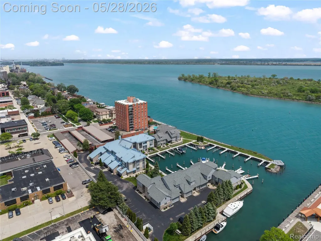 31 Kreger Drive Wyandotte City MI 48192