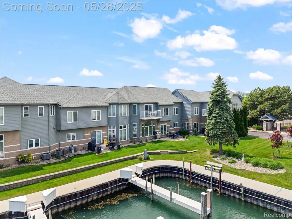 31 Kreger Drive Wyandotte City MI 48192