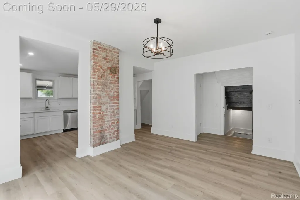 255 Poplar Street Wyandotte City MI 48192