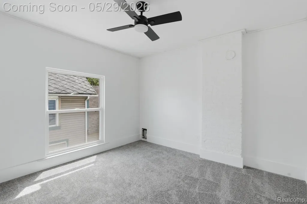 255 Poplar Street Wyandotte City MI 48192