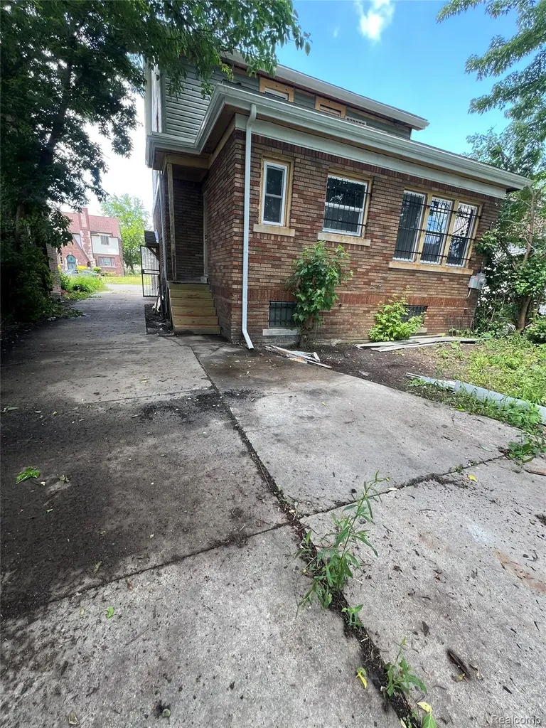 3660 Somerset Avenue Detroit City MI 48224