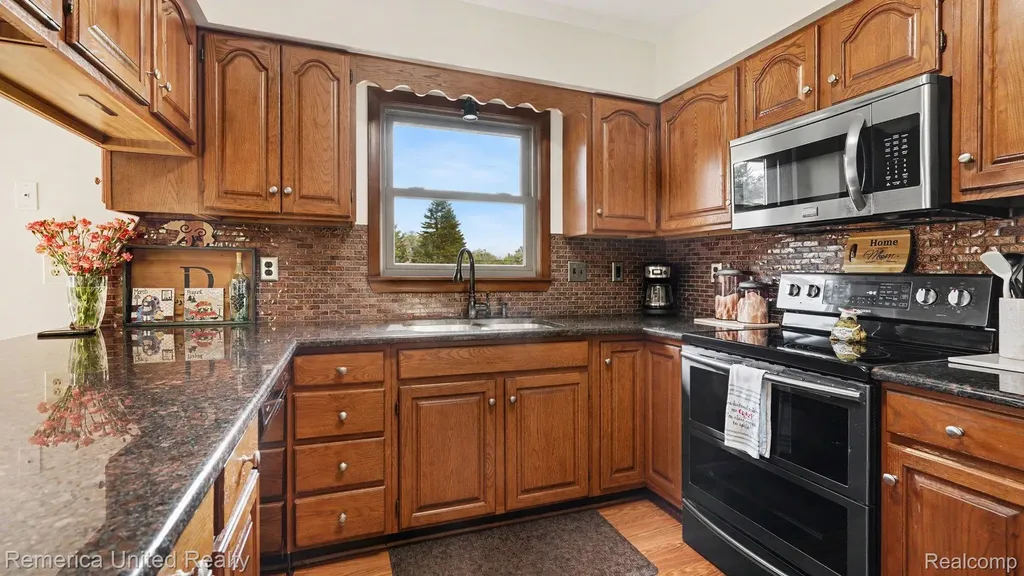 339 S Collins Street Fowlerville Village MI 48836