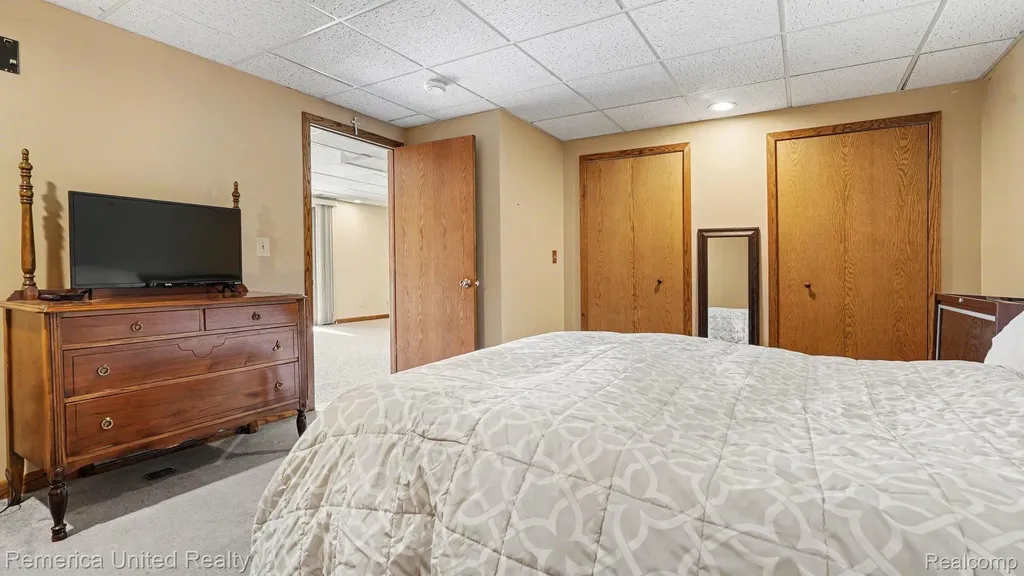 339 S Collins Street Fowlerville Village MI 48836