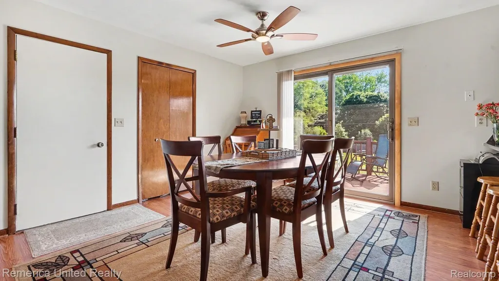 339 S Collins Street Fowlerville Village MI 48836