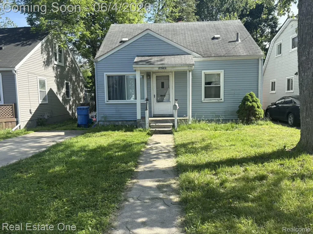25963 Powers Avenue Dearborn Heights City MI 48125