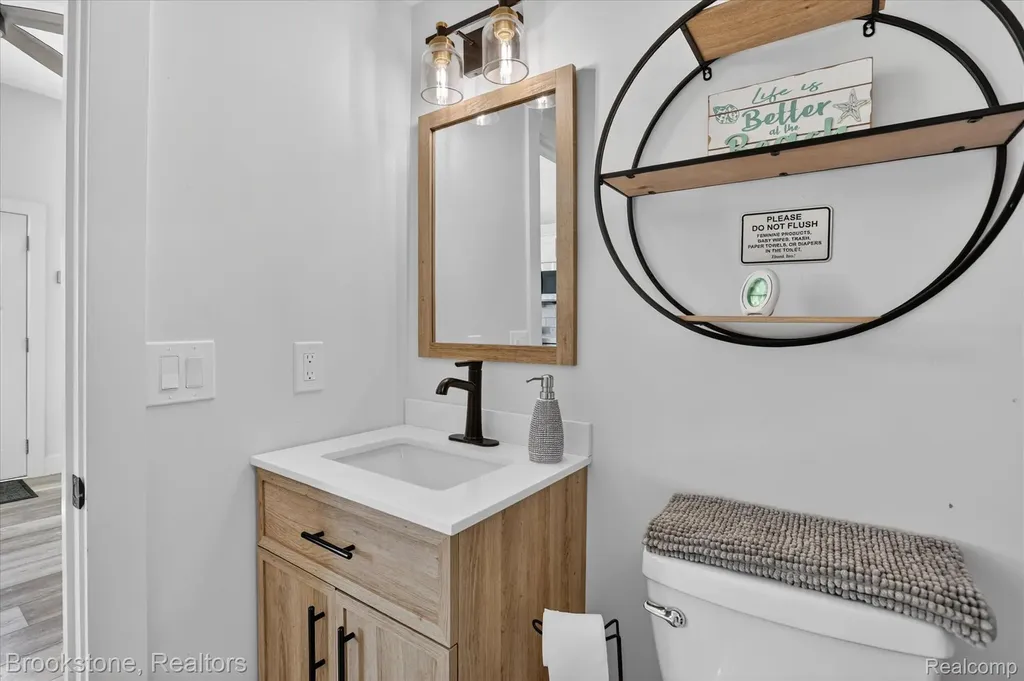 6330 W Houghton Lake Drive Roscommon Township MI 48629