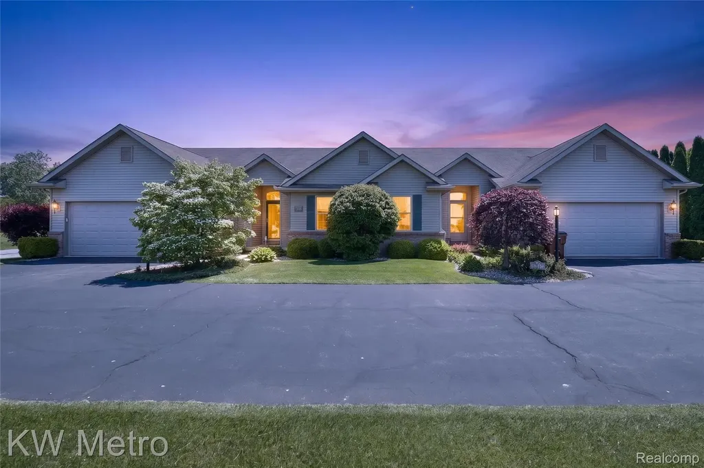 717 Koreys Circle Blissfield Village MI 49228