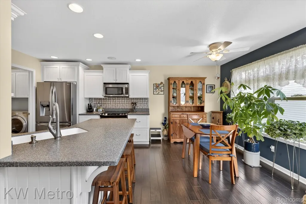 717 Koreys Circle Blissfield Village MI 49228