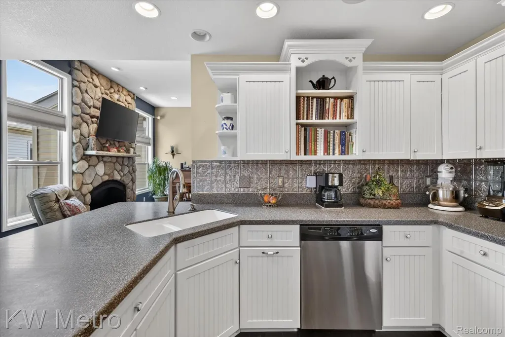717 Koreys Circle Blissfield Village MI 49228