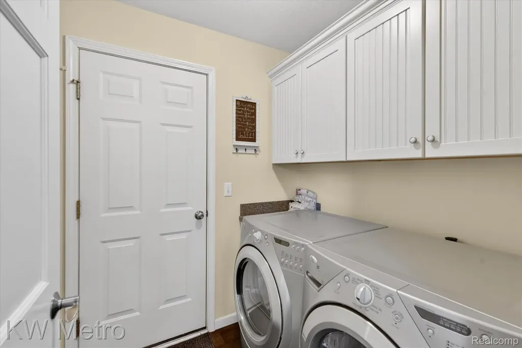 717 Koreys Circle Blissfield Village MI 49228