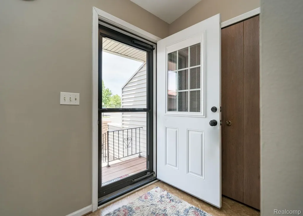 61957 Ticonderoga Drive South Lyon City MI 48178