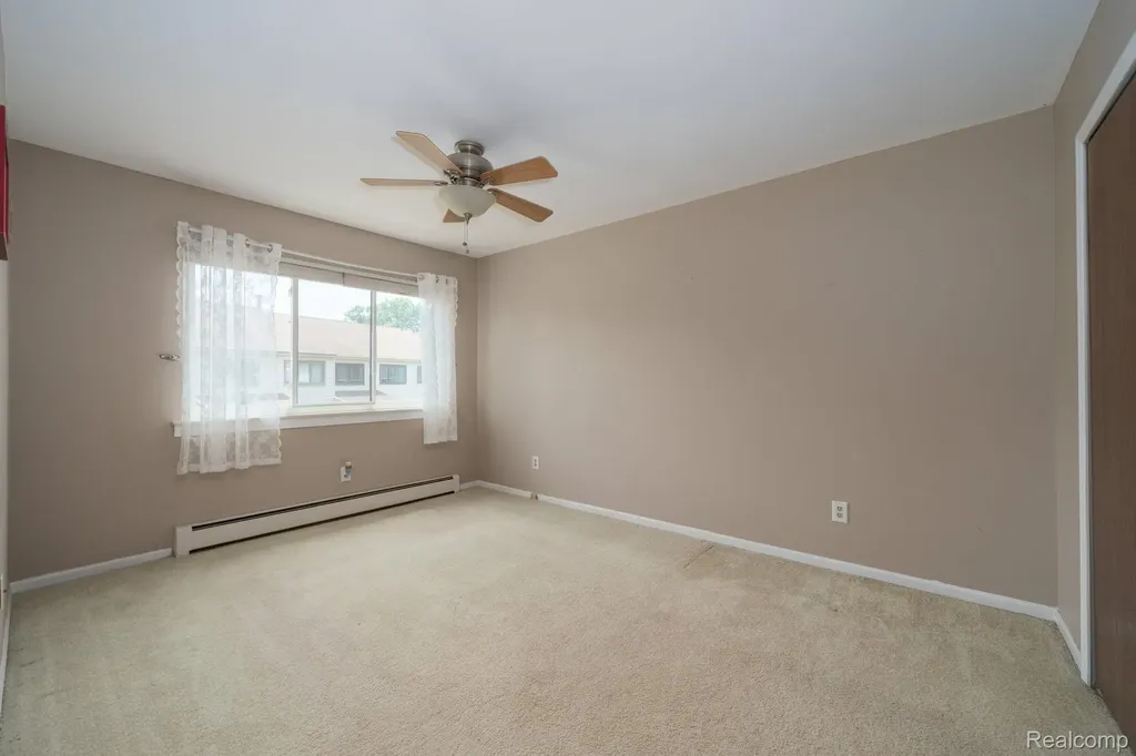 61957 Ticonderoga Drive South Lyon City MI 48178
