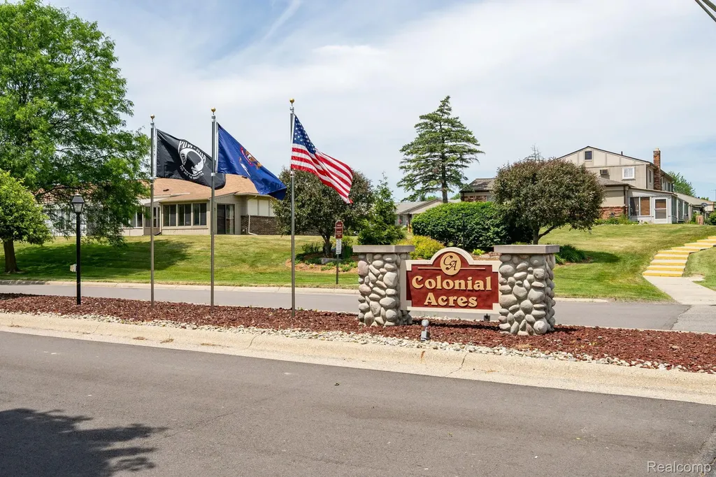 61957 Ticonderoga Drive South Lyon City MI 48178