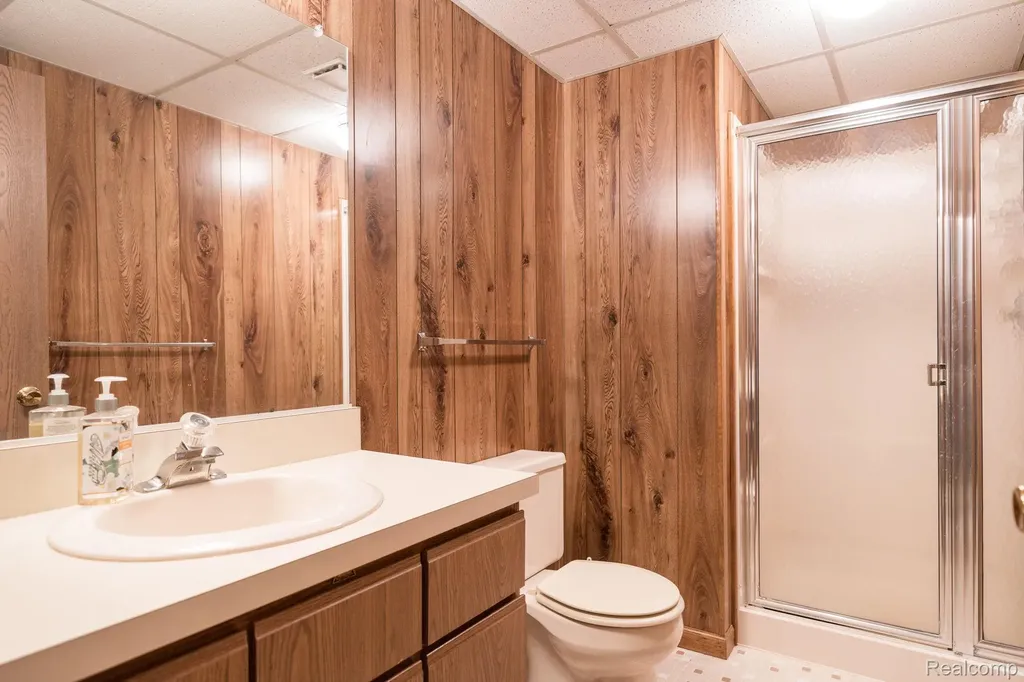 61957 Ticonderoga Drive South Lyon City MI 48178