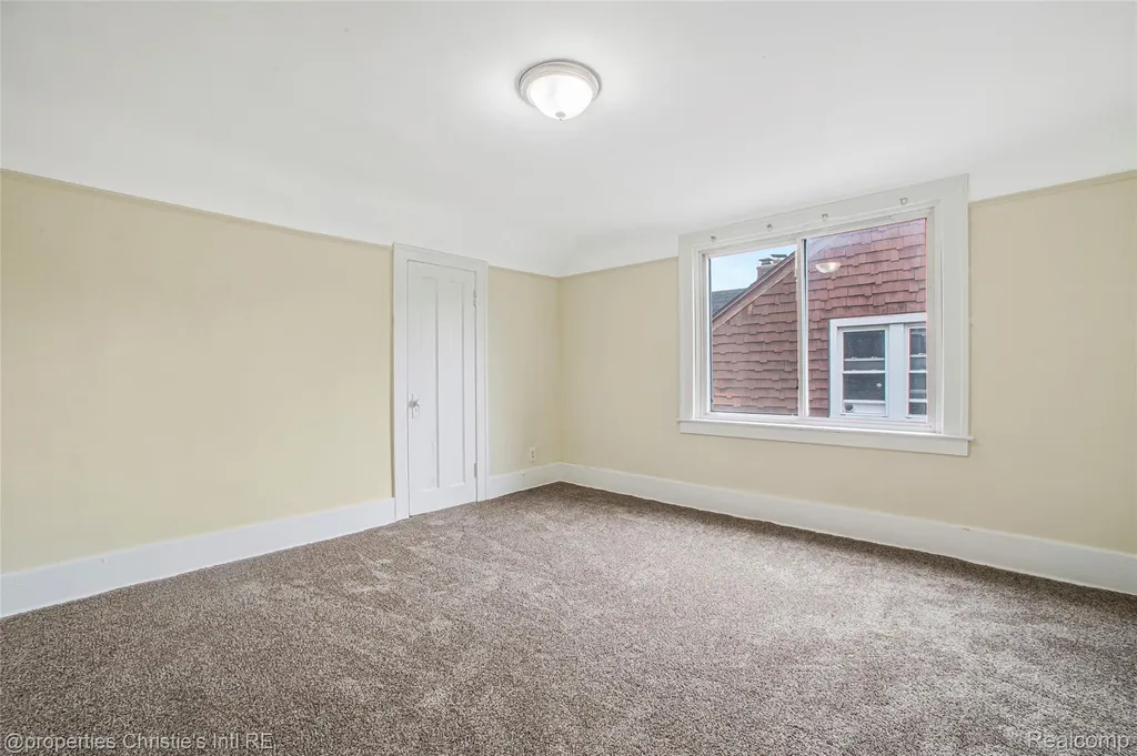 14128 Saint Marys Street Detroit City MI 48227