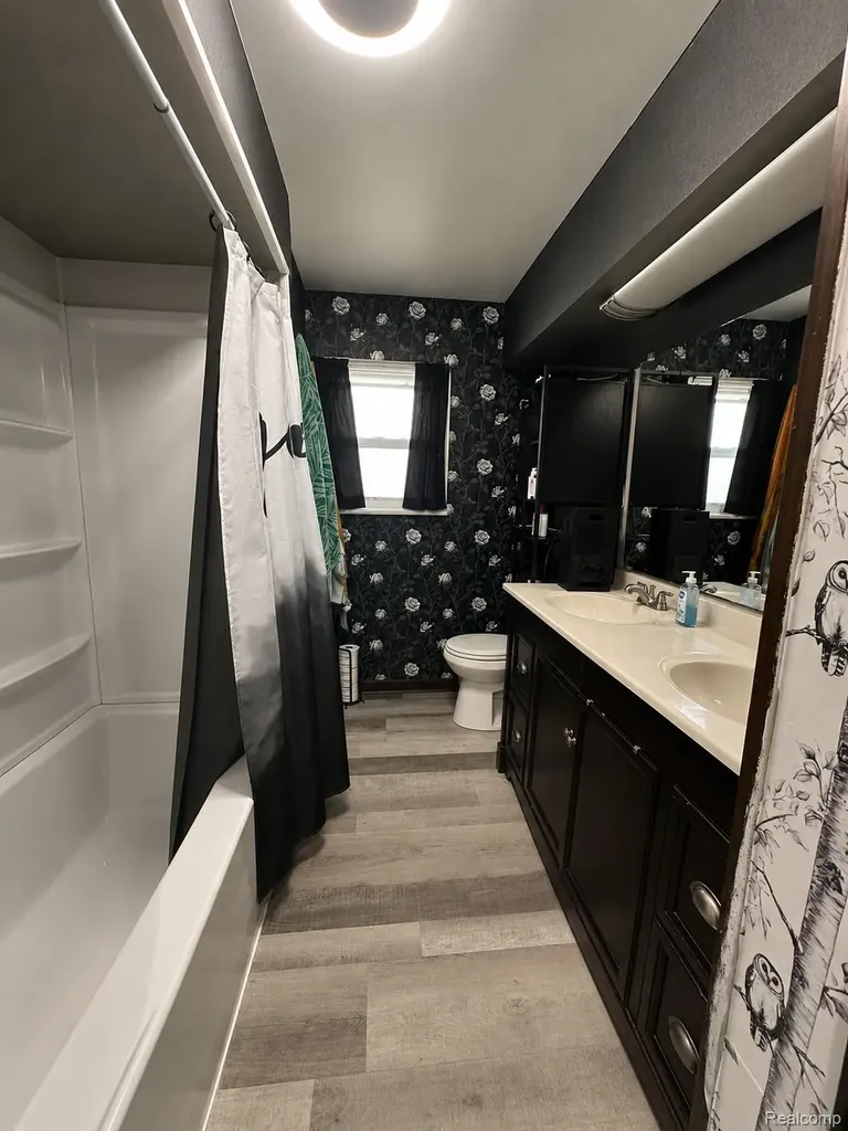 3422 Crandon Drive Richfield Township MI 48423