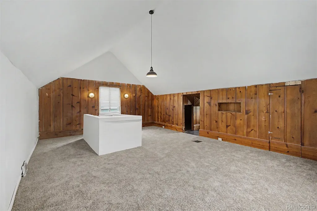 8849 Whitcomb Street Detroit City MI 48228