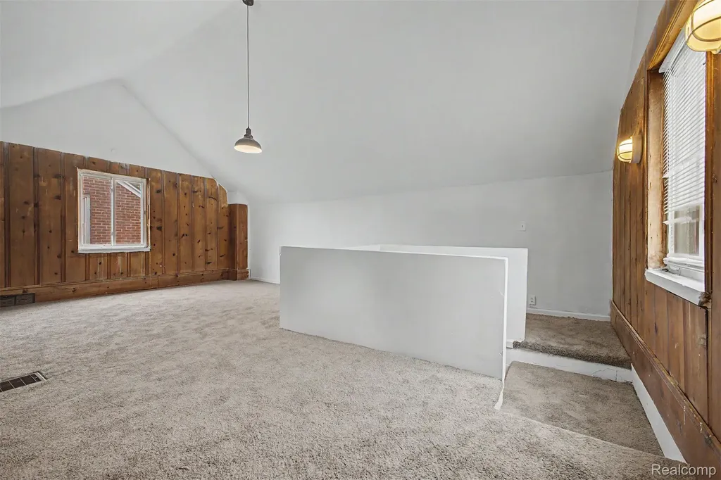 8849 Whitcomb Street Detroit City MI 48228