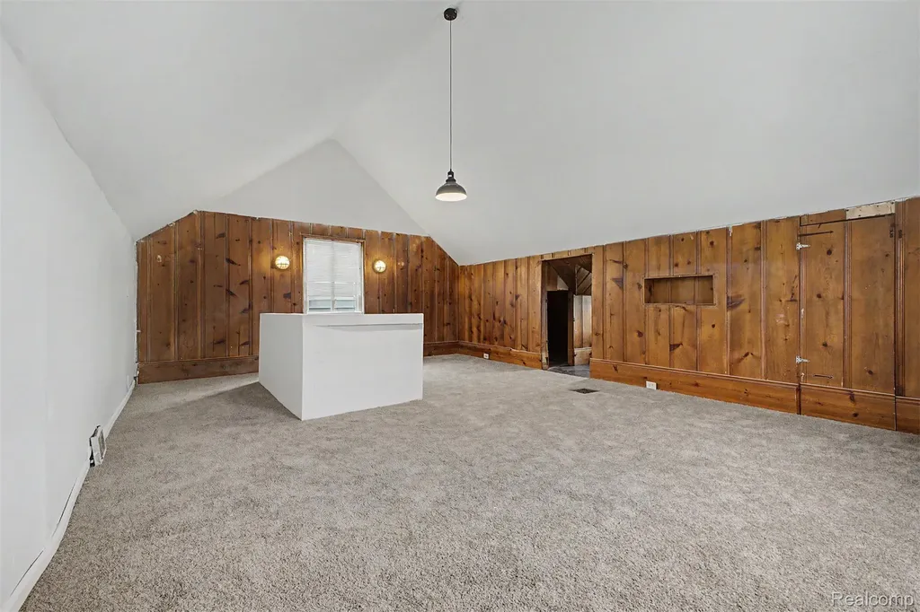 8849 Whitcomb Street Detroit City MI 48228