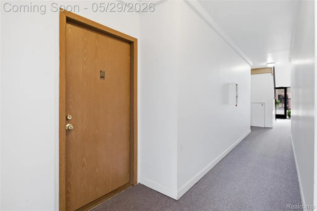 7708 Manor Circle Westland City MI 48185