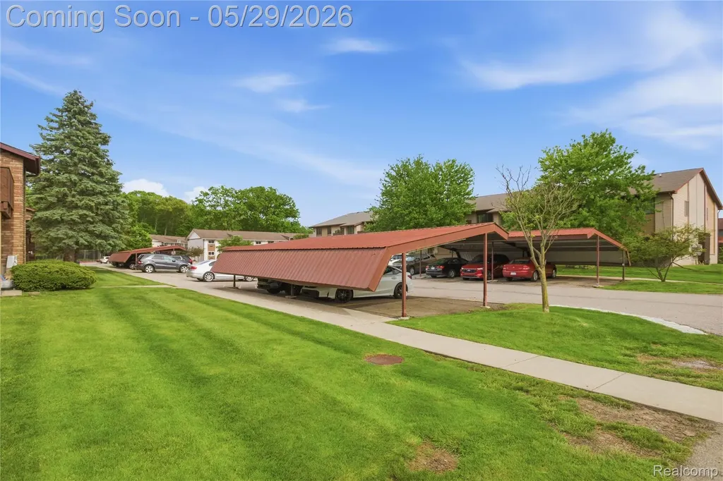 7708 Manor Circle Westland City MI 48185